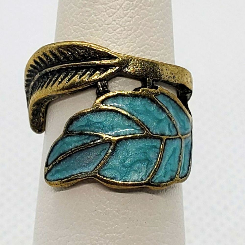 Gold & Blue Colored Leaves Ring